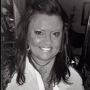 Meet your Posher, Donetta